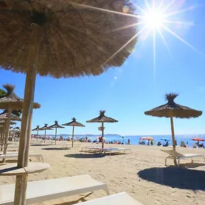 Сasa de vacaciones Casa 2 Dormitorios A Pie Del Mar Con Su Jardin Y Parking