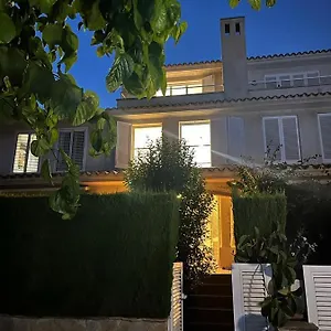  Сasa de vacaciones Adosado Con Piscina 4 Habitaciones, 8 Huespedes